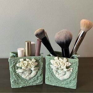 Vintage JTS International Jasperware Porcelain Cameo Mint Ivory Planter